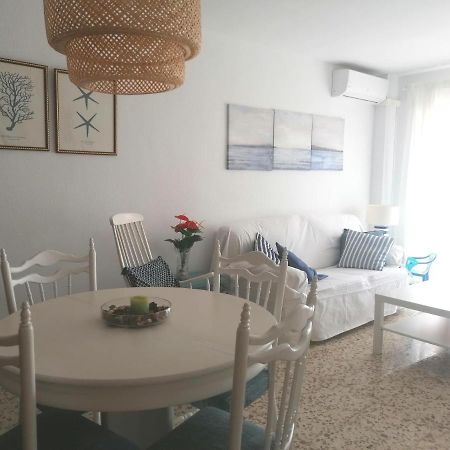 Piso Familiar Con Piscina Y Aparcamiento En Torre Del Mar - Edificio Ronda I Lägenhet Exteriör bild